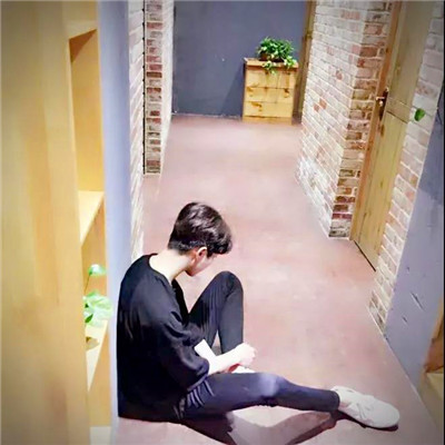 单人头像ins高级质感男