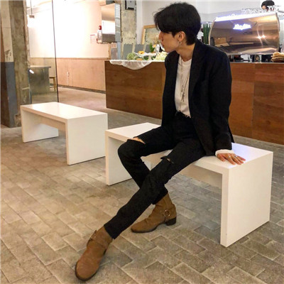 单人头像ins高级质感男