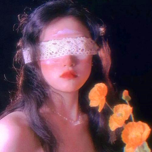 最火网图伤感头像