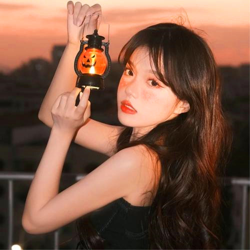 最火网图伤感头像