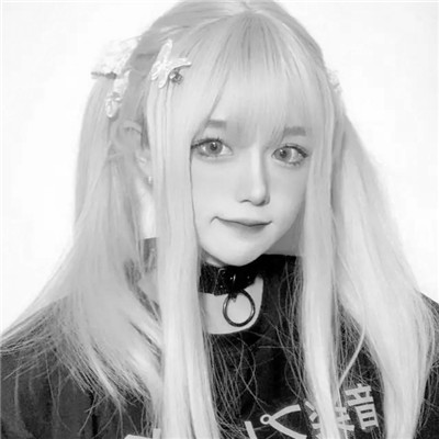 真人少女心头像仙气黑白高清图片