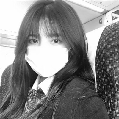真人少女心头像仙气黑白高清图片