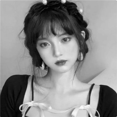 真人少女心头像仙气黑白高清图片