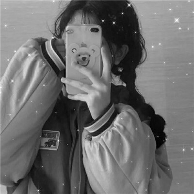 真人少女心头像仙气黑白高清图片