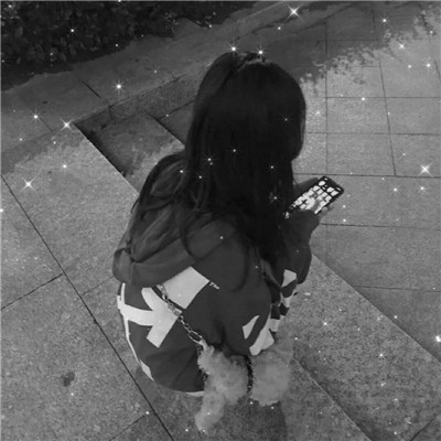 真人少女心头像仙气黑白高清图片