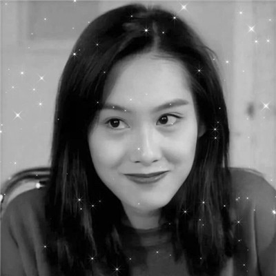 真人少女心头像仙气黑白高清图片
