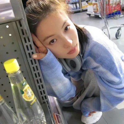 2025新款头像女生图片