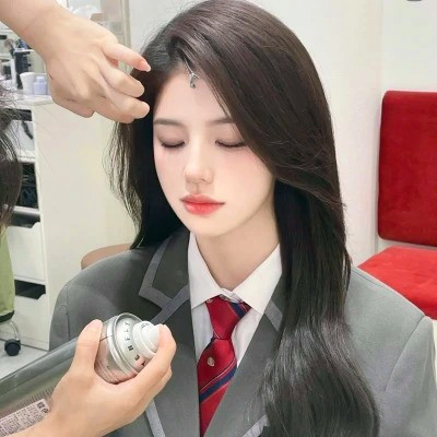 2025新款头像女生图片