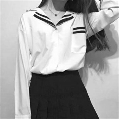 ins黑白女生部位头像图片
