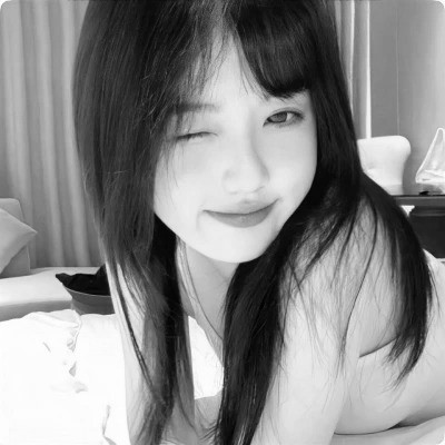 QQ黑白头像女生真人高清图片