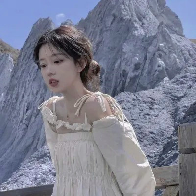 好看的女生qq头像真人图片
