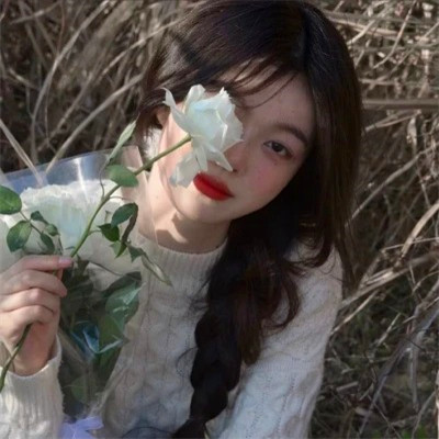 好看的女生qq头像真人图片
