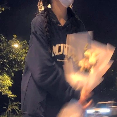 好看的女生qq头像真人图片