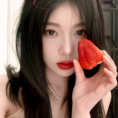 好看的女生qq头像真人图片