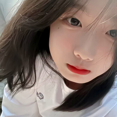 好看的女生qq头像真人图片