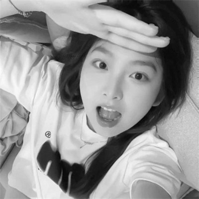 qq头像女生黑白少女高清图片