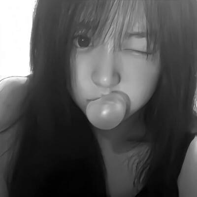 qq头像女生黑白少女高清图片