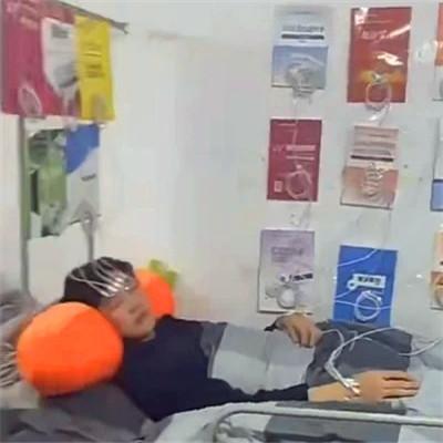 高级又沙雕的头像