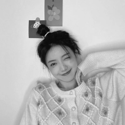 黑白系头像女生可爱小清新图片