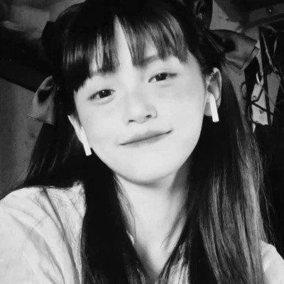 黑白系头像女生可爱小清新图片
