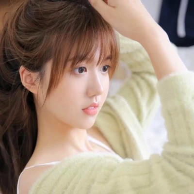 简单干净小清新头像女
