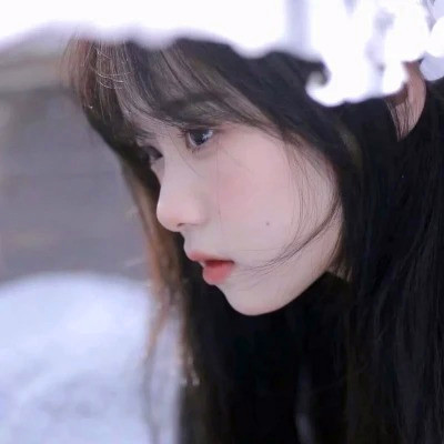 简单干净小清新头像女