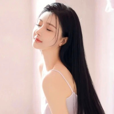 简单干净小清新头像女