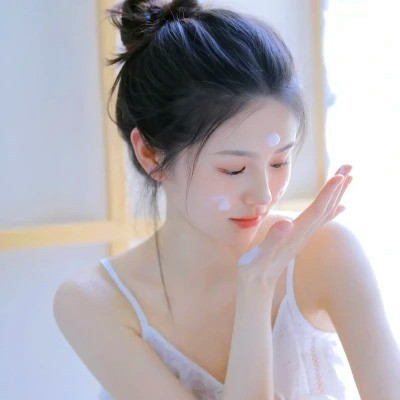 简单干净小清新头像女