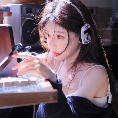 简单干净小清新头像女