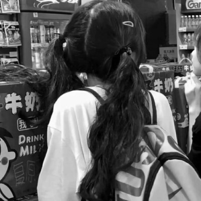 高级闺蜜头像真人黑白高清图片