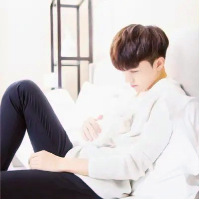 值得长期不换的男生头像图片