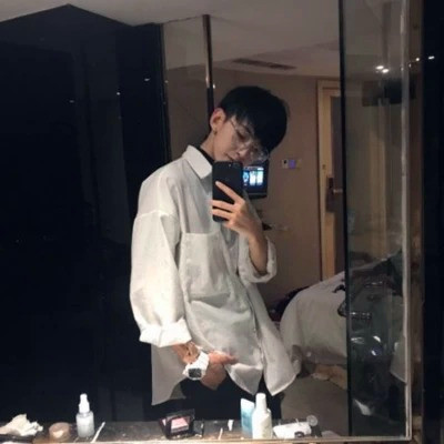 值得长期不换的男生头像图片