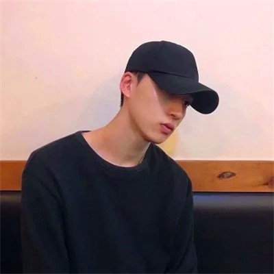 值得长期不换的男生头像图片