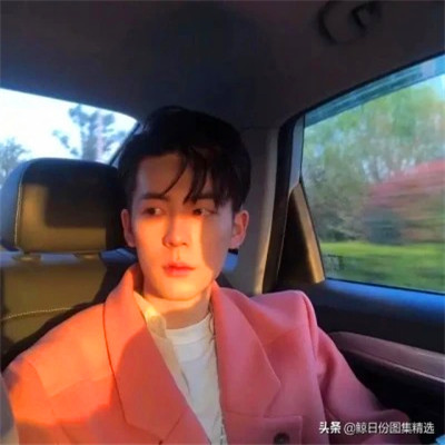 值得长期不换的男生头像图片