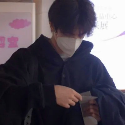 值得长期不换的男生头像图片