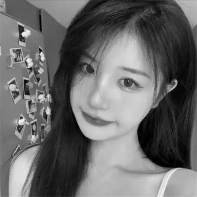 黑白头像女生可爱高清图片