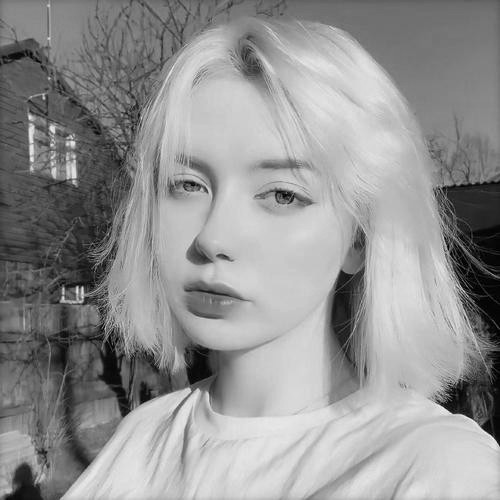 欧美高级感黑白头像