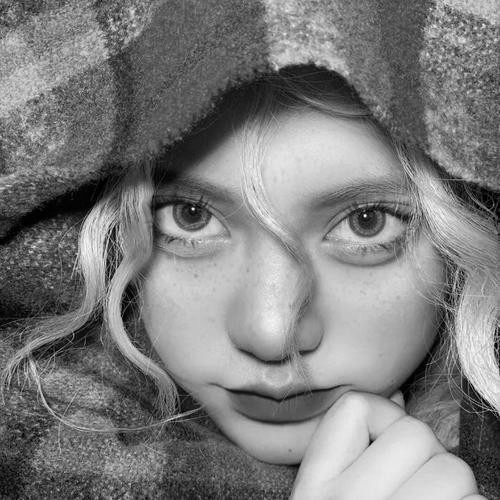 欧美高级感黑白头像