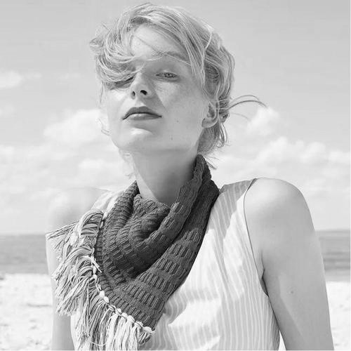 欧美高级感黑白头像