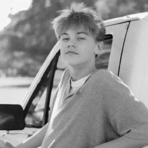 欧美高级感黑白头像