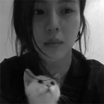 优质女生头像高清黑白图片