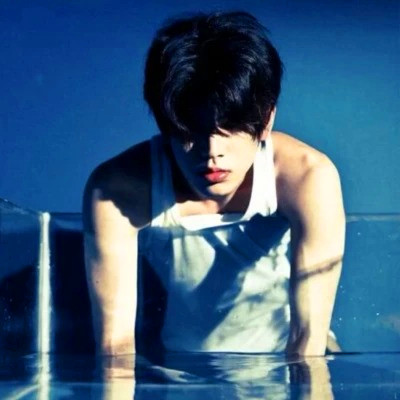 男生头像独一无二与众不同高清图片