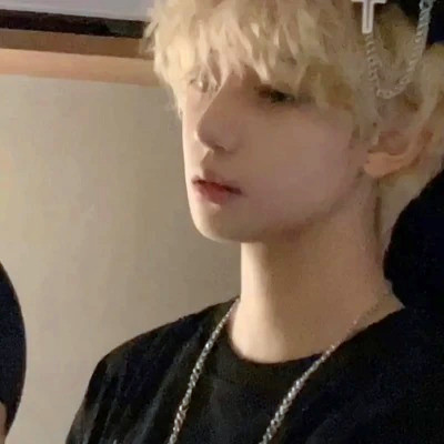 男生头像独一无二与众不同高清图片