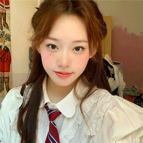 超好看的露脸女头图片