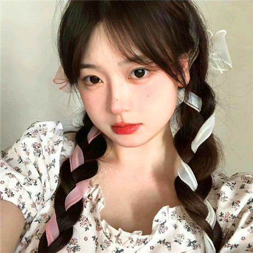超好看的露脸女头图片