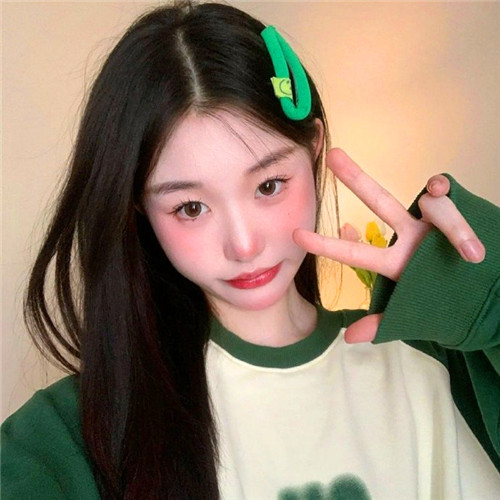 超好看的露脸女头图片