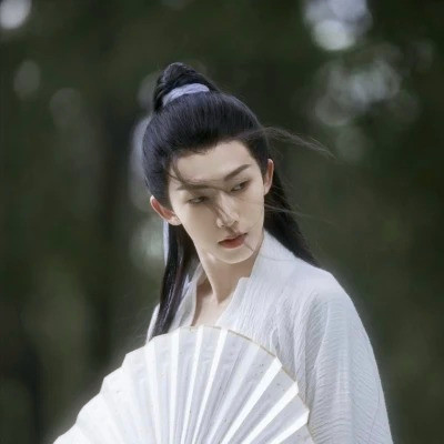 2025最火男生头像古风高清图片