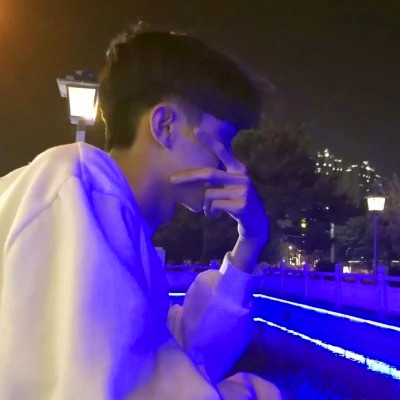 2025霸气男头像图片