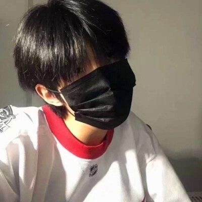 2025适合永久做男头像的图片