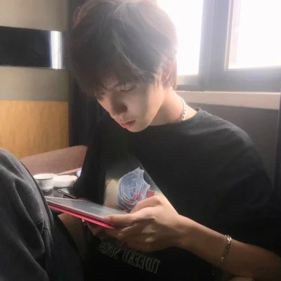 2025独一无二霸气头像男生